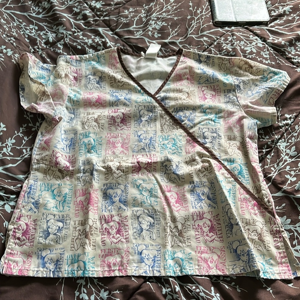 Scrub top